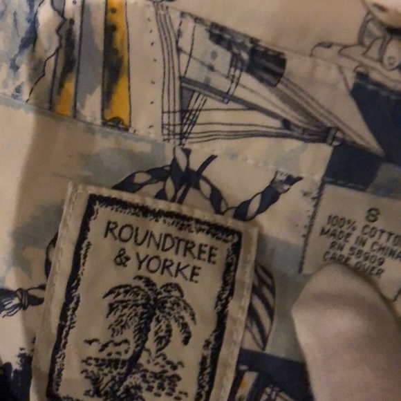 Men’s Casual Button Down, Roundtree & Yorke Short Sleeve Size Small - Picture 11 of 13